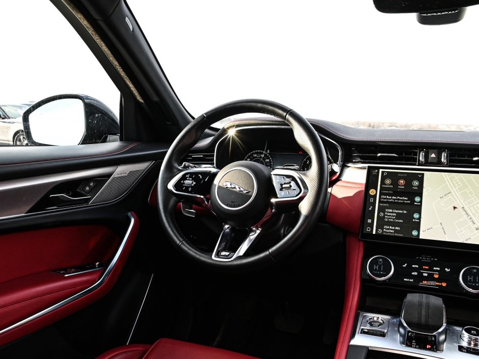 2023 Jaguar F-PACE R-Dynamic S-14