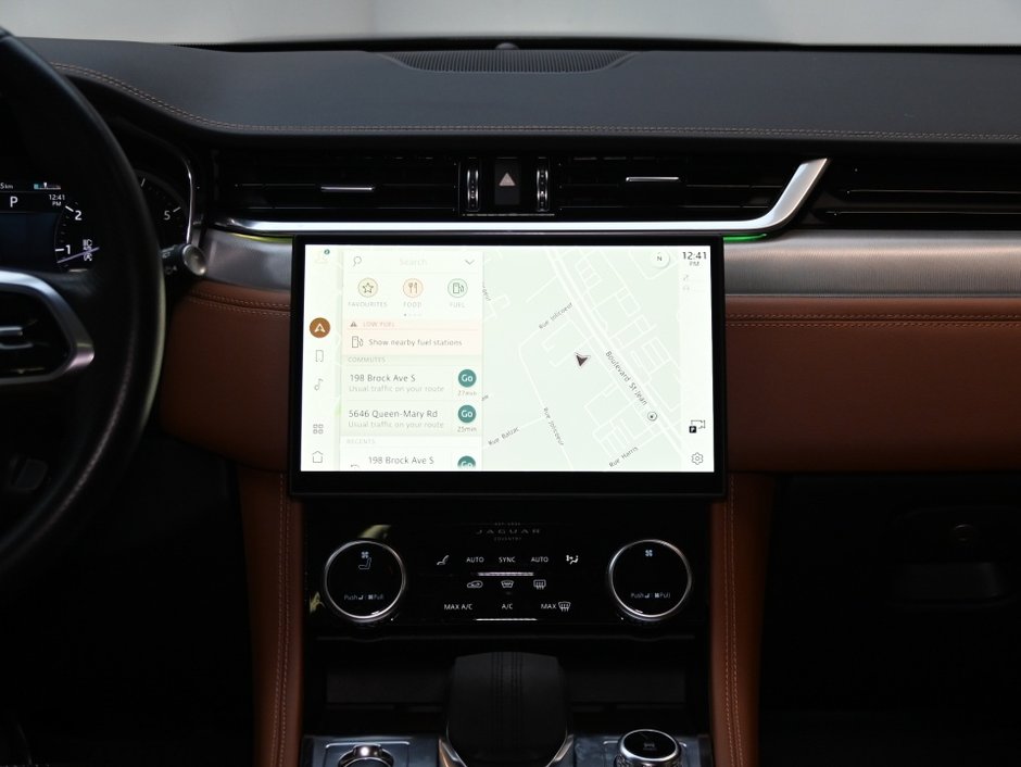 2023 Jaguar F-PACE R-Dynamic S-19