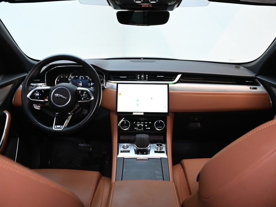 2023 Jaguar F-PACE R-Dynamic S-14