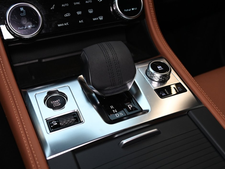 2023 Jaguar F-PACE R-Dynamic S-27