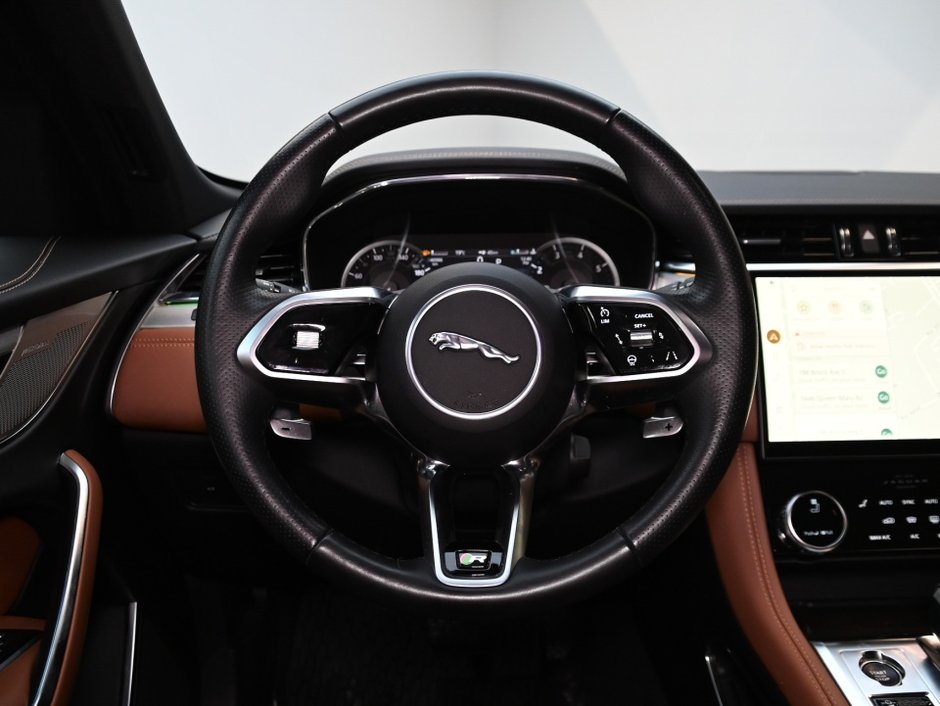 2023 Jaguar F-PACE R-Dynamic S-16