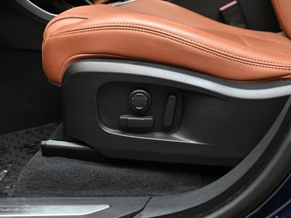 Jaguar F-PACE R-Dynamic S 2023-11