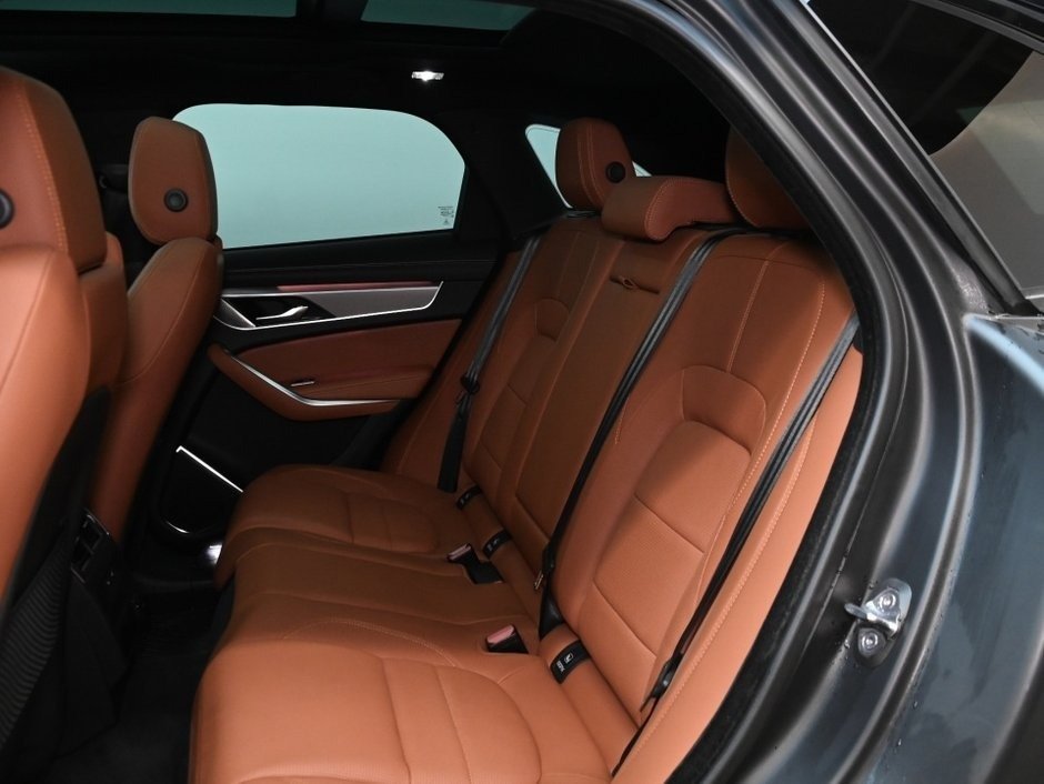 Jaguar F-PACE R-Dynamic S 2023-3