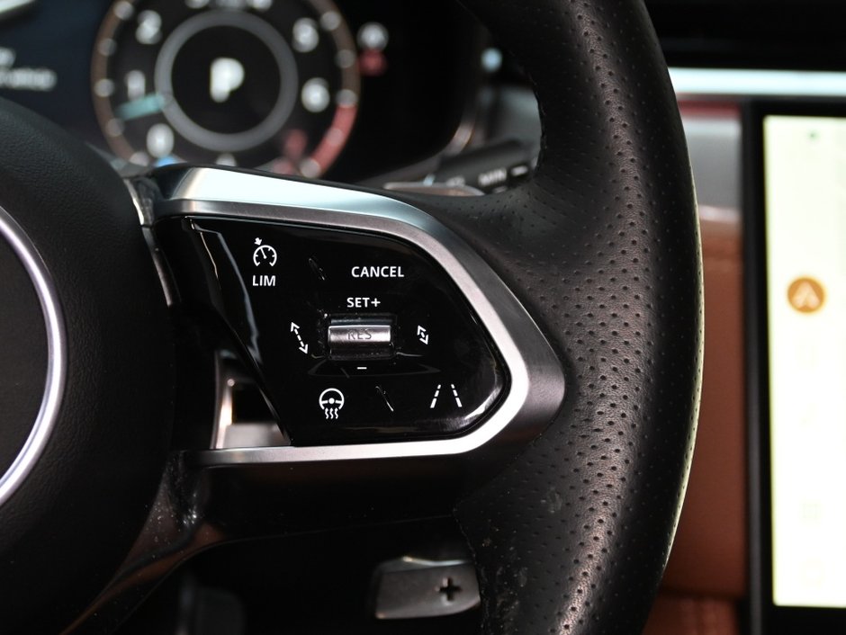 Jaguar F-PACE R-Dynamic S 2023-17