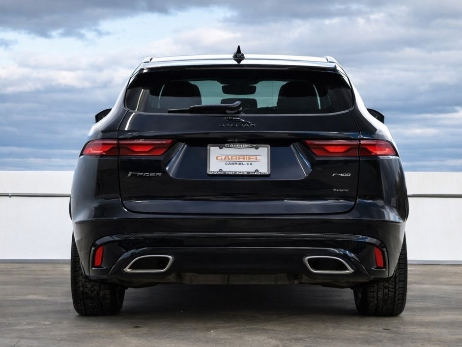 Jaguar F-PACE R-Dynamic S 2023-5