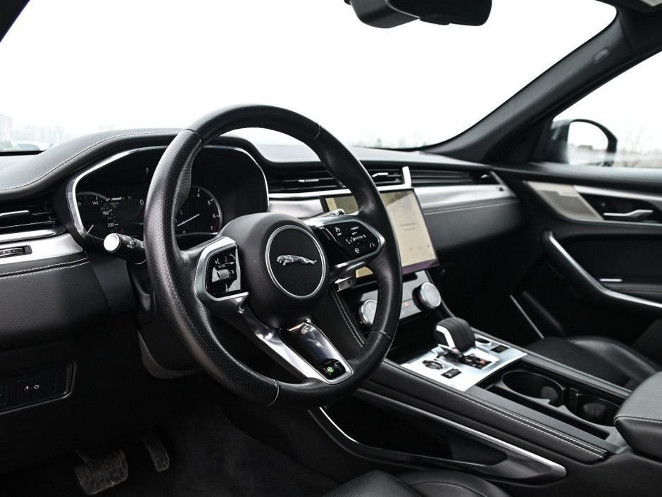 Jaguar F-PACE R-Dynamic S 2023-2