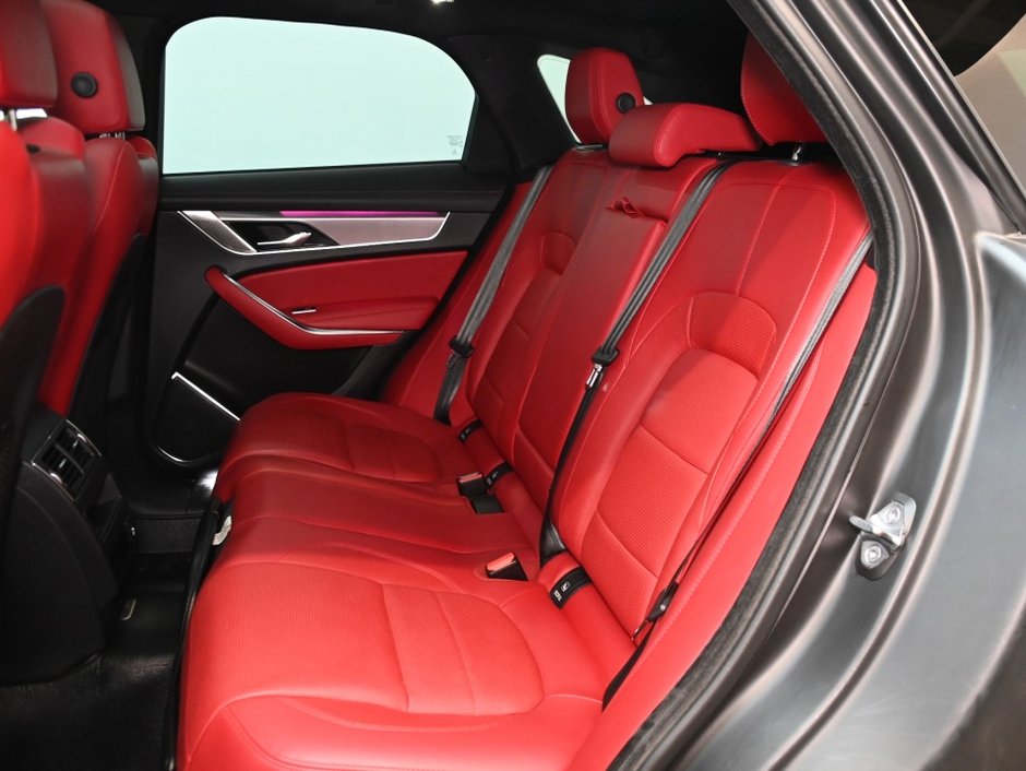 Jaguar F-PACE R-Dynamic S 2023-3