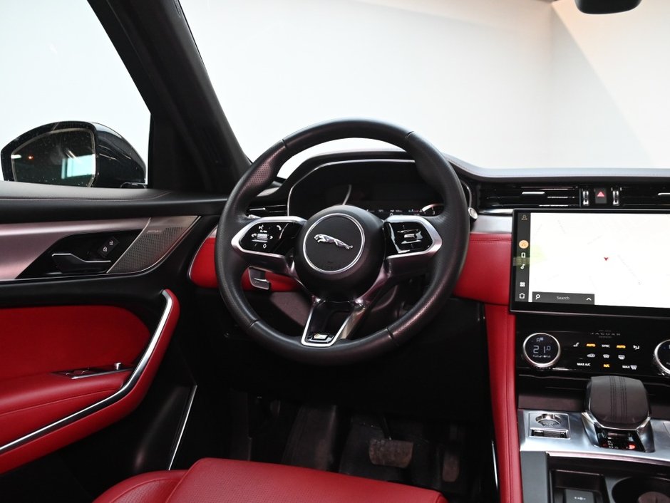 Jaguar F-PACE R-Dynamic S 2023-27