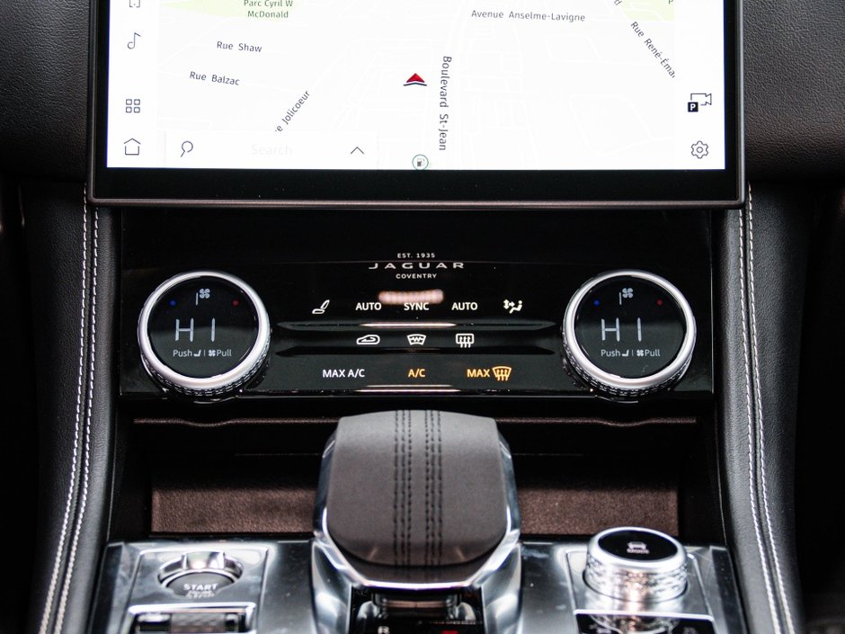 2024 Jaguar F-PACE R-Dynamic S-19