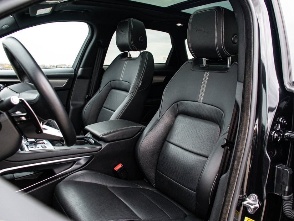 2024 Jaguar F-PACE R-Dynamic S-14