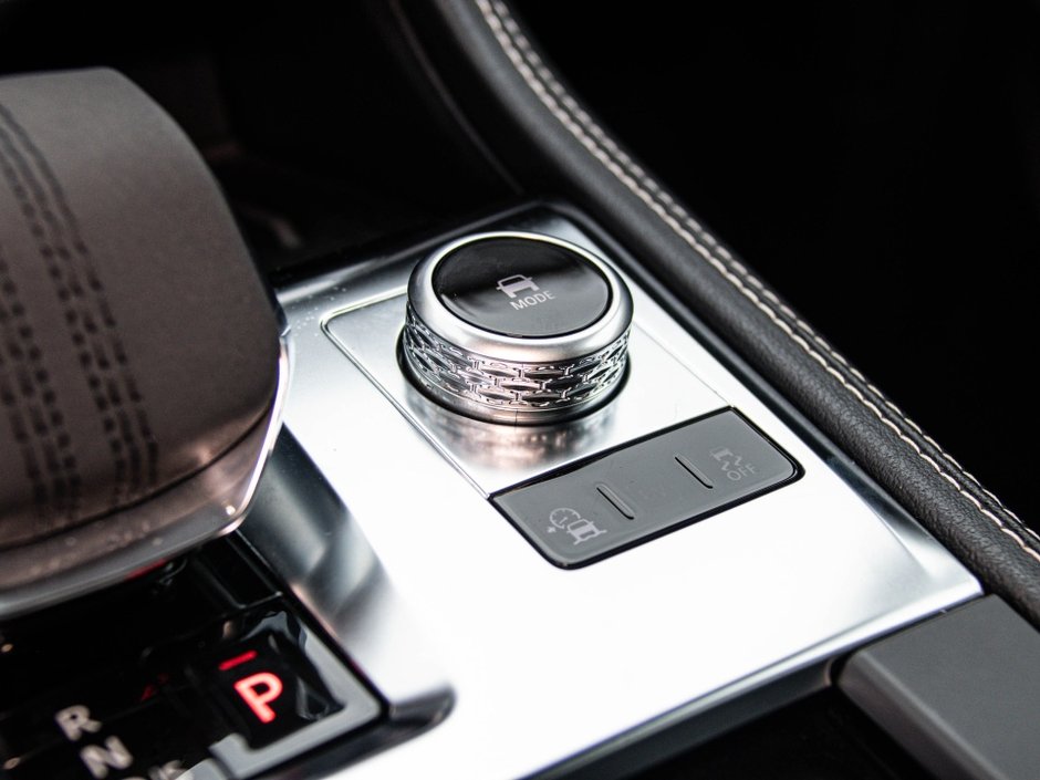 2024 Jaguar F-PACE R-Dynamic S-22