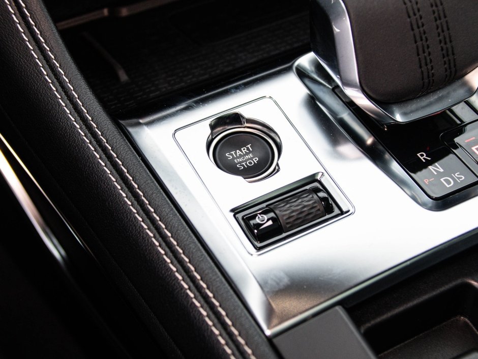 2024 Jaguar F-PACE R-Dynamic S-23