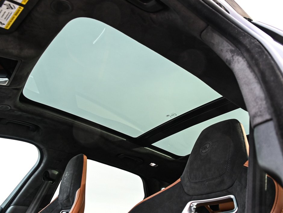 2024 Jaguar F-PACE SVR-18