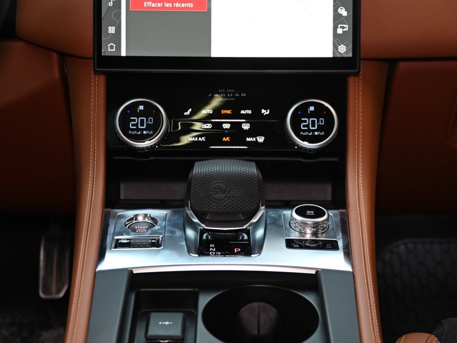 2025 Jaguar F-PACE P575 SVR 575 Edition-26