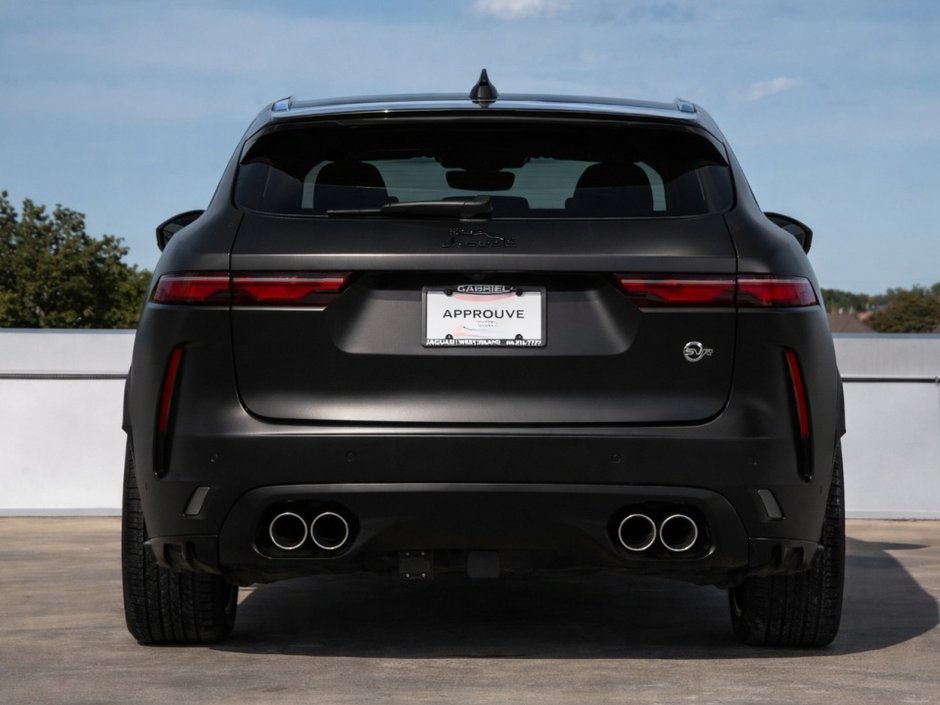 2025 Jaguar F-PACE P575 SVR 575 Edition-4