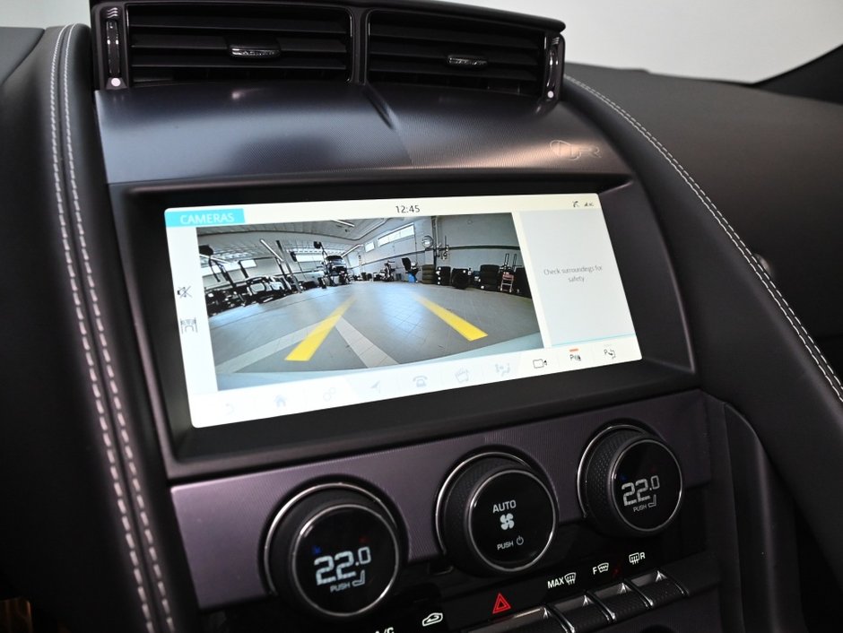 Jaguar F-TYPE P575 R 2022-16