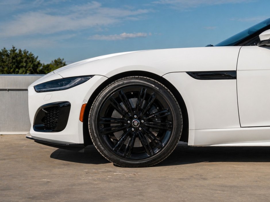 Jaguar F-TYPE P575 R 2022-6