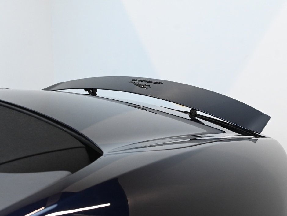 Jaguar F-TYPE R-Dynamic 2023-27