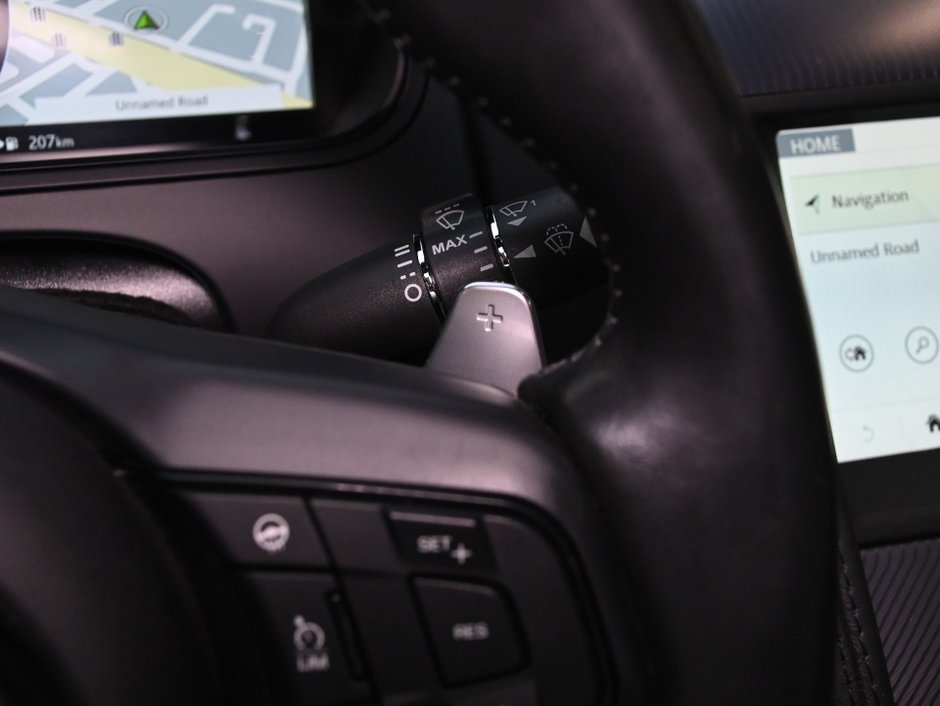 Jaguar F-TYPE R-Dynamic 2023-23