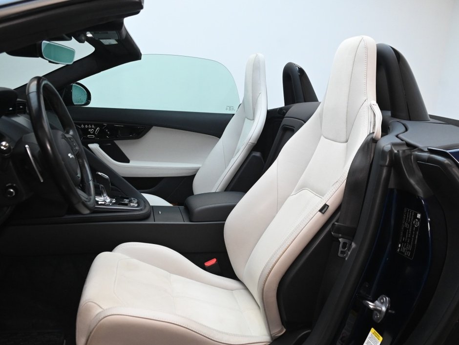 Jaguar F-TYPE R-Dynamic 2023-3