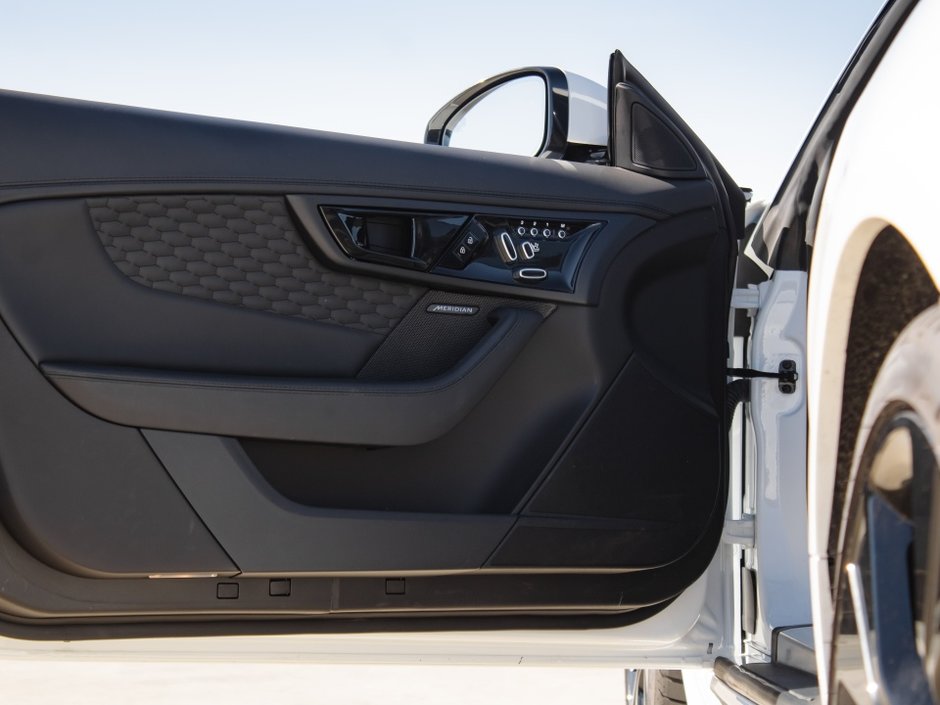 Jaguar F-TYPE 75 2024-7