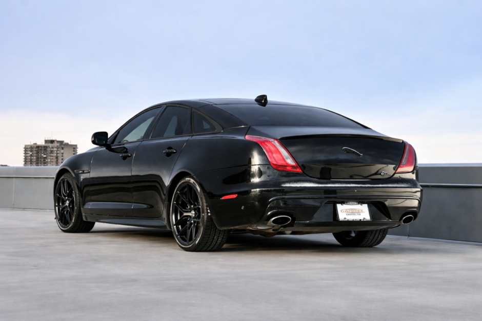 2019 Jaguar XJ R-Sport-1