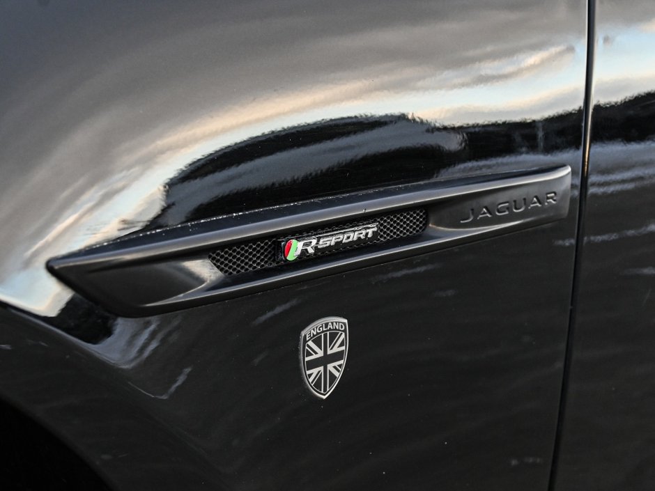 2019 Jaguar XJ R-Sport-30