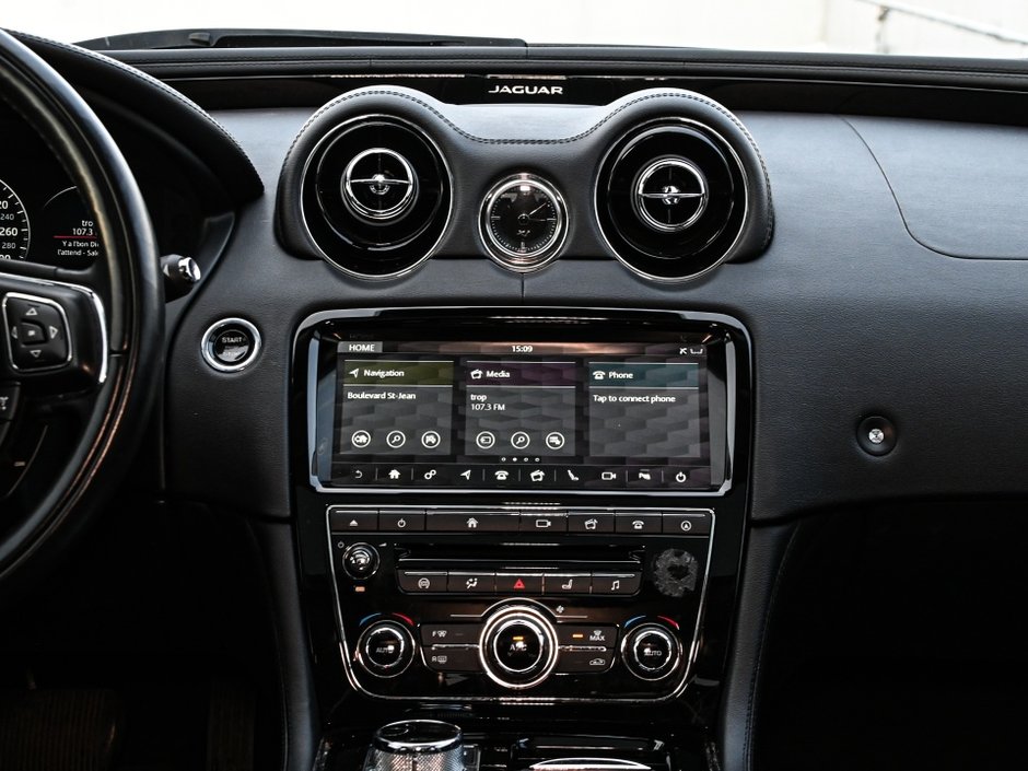 2019 Jaguar XJ R-Sport-22