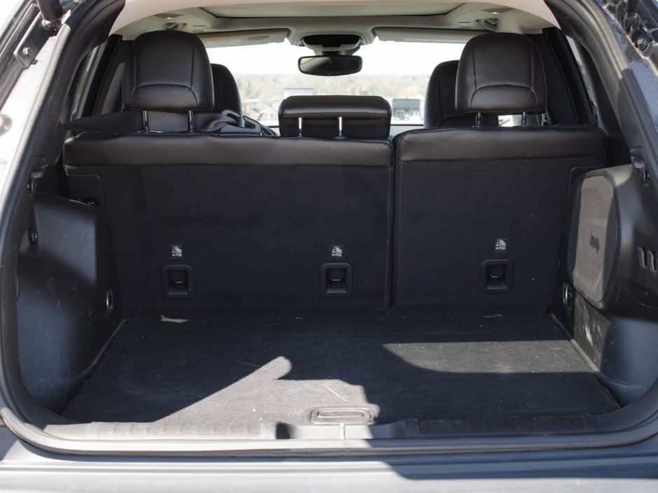 Jeep Cherokee Trailhawk Elite 2019-36