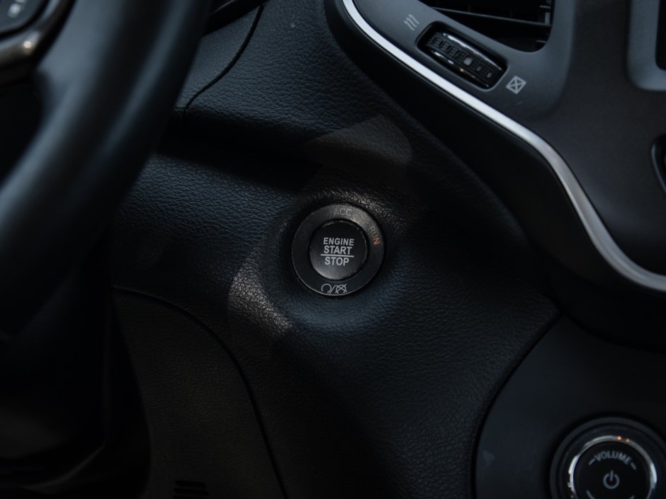 Jeep Cherokee Trailhawk Elite 2019-23