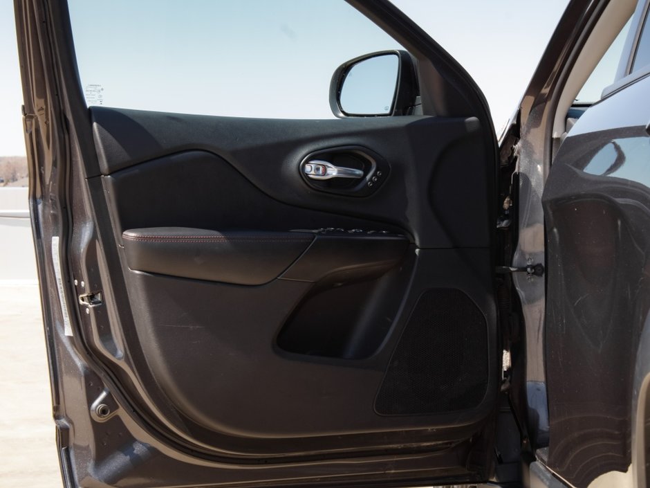 Jeep Cherokee Trailhawk Elite 2019-8