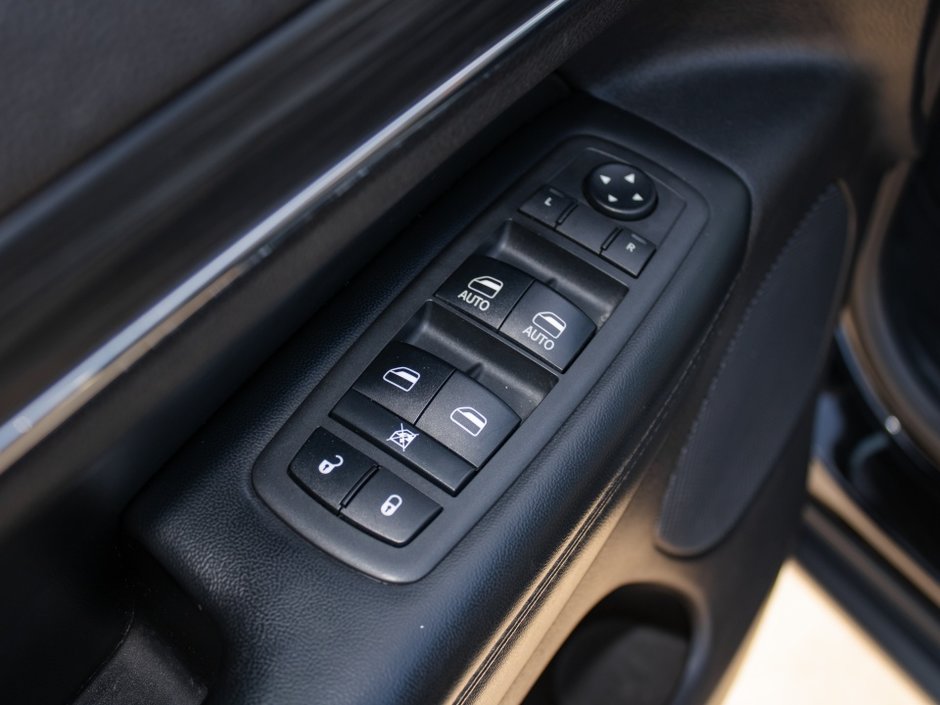 2019 Jeep Grand Cherokee Limited-9