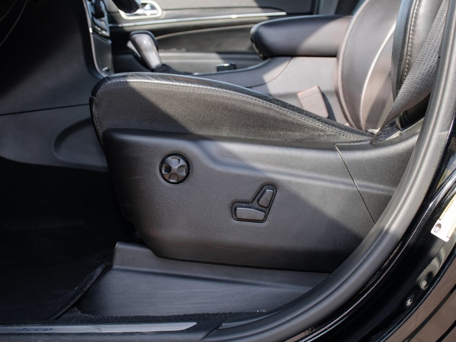 2019 Jeep Grand Cherokee Limited-10
