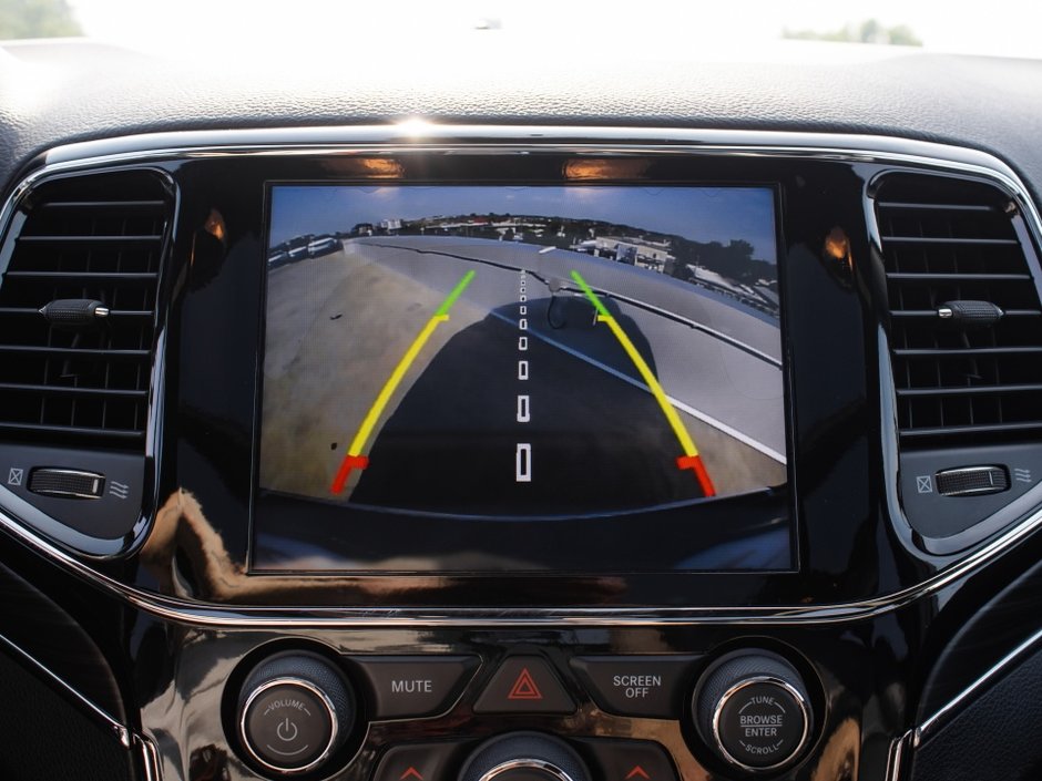 2019 Jeep Grand Cherokee Limited-21