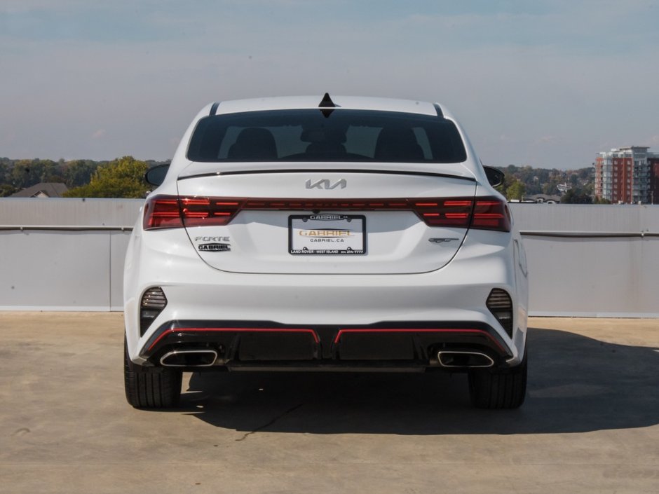 Kia Forte GT Limited 2023-5