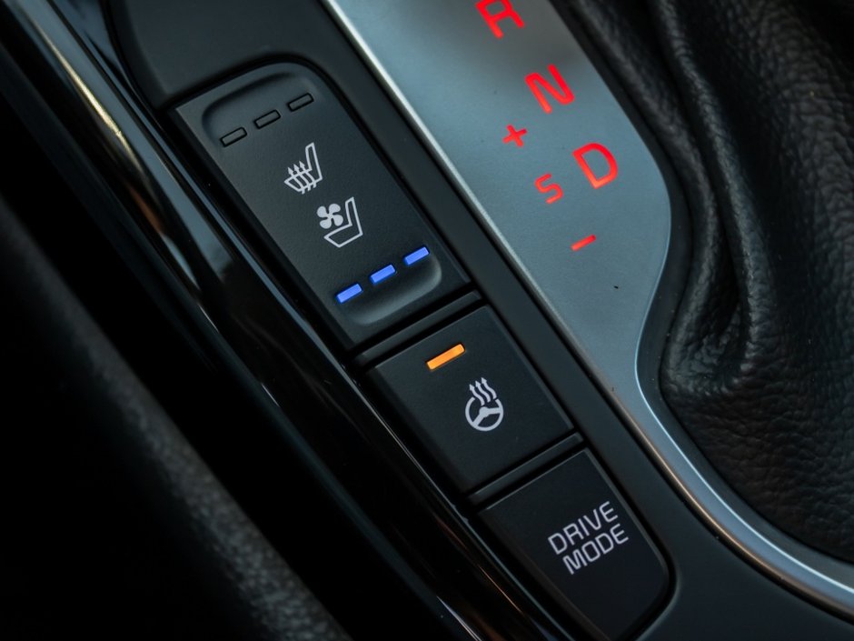 Kia Forte GT Limited 2023-23