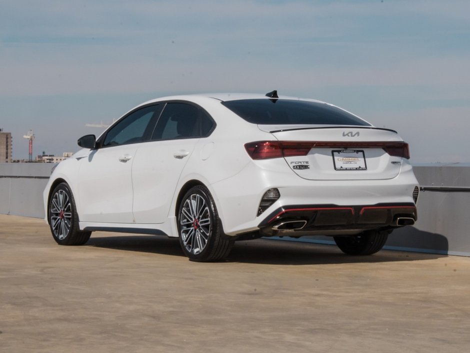 Kia Forte GT Limited 2023-1