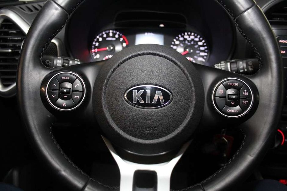 2021 Kia Soul EX Rear Camera, Car Play, Low Mileage