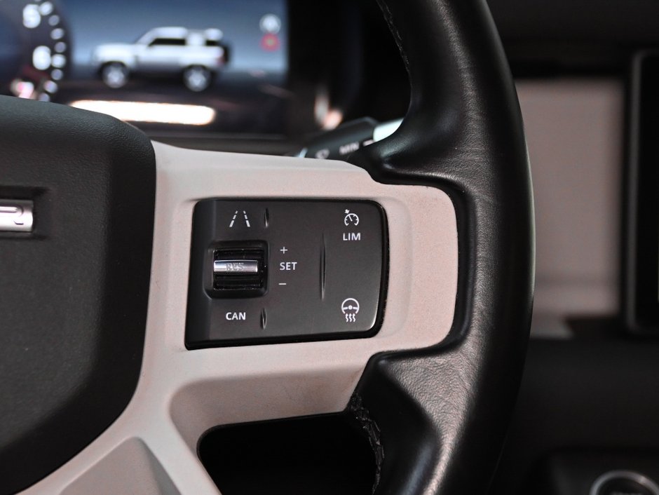 2021 Land Rover Defender S-17