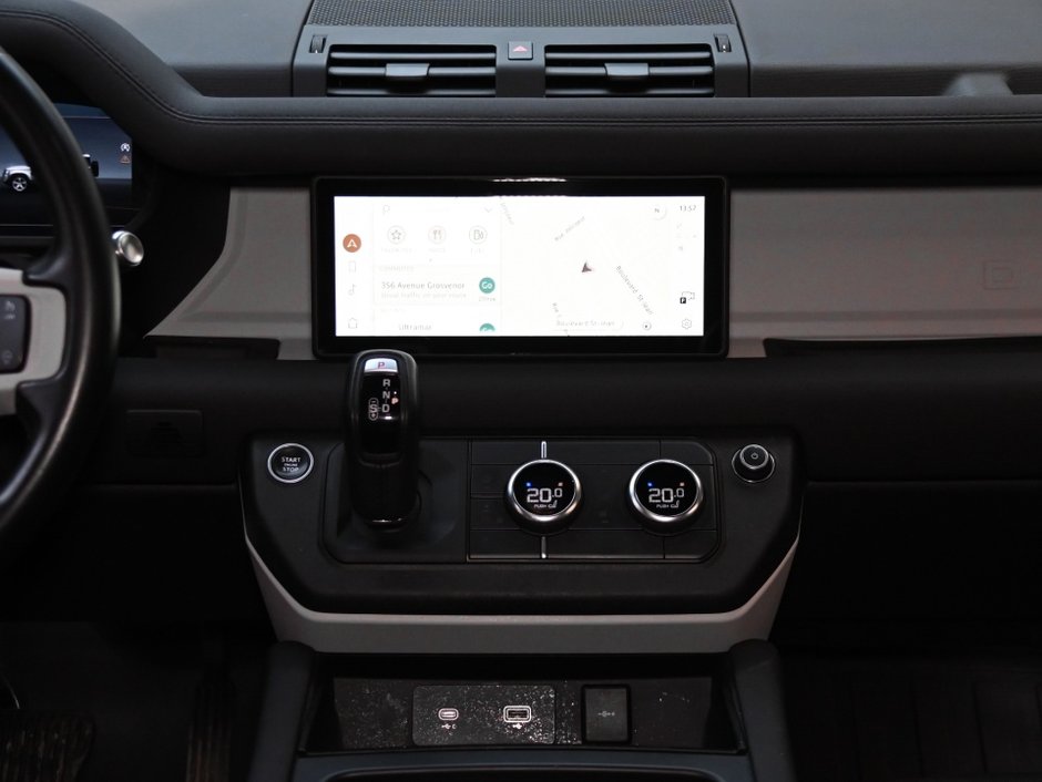 2021 Land Rover Defender S-18