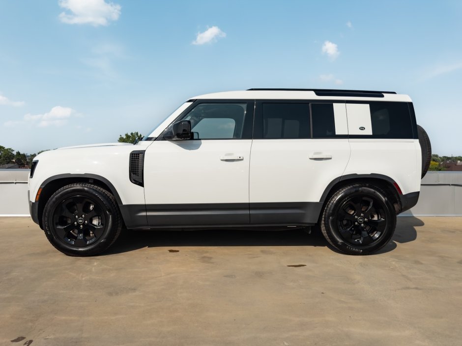 2022 Land Rover Defender SE-3
