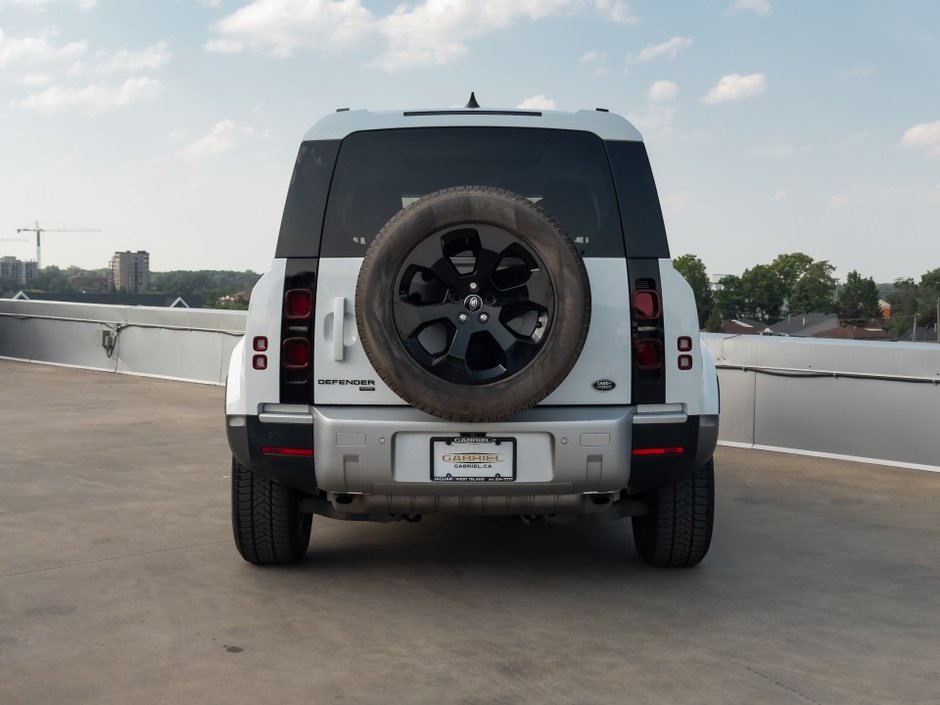 2022 Land Rover Defender SE-5