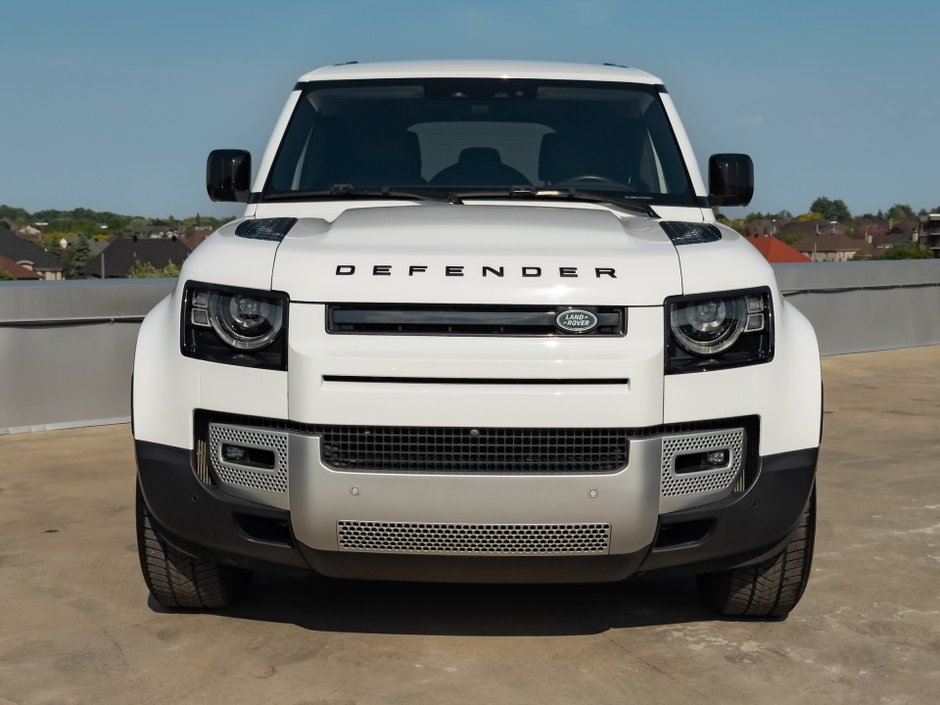 2022 Land Rover Defender SE-4