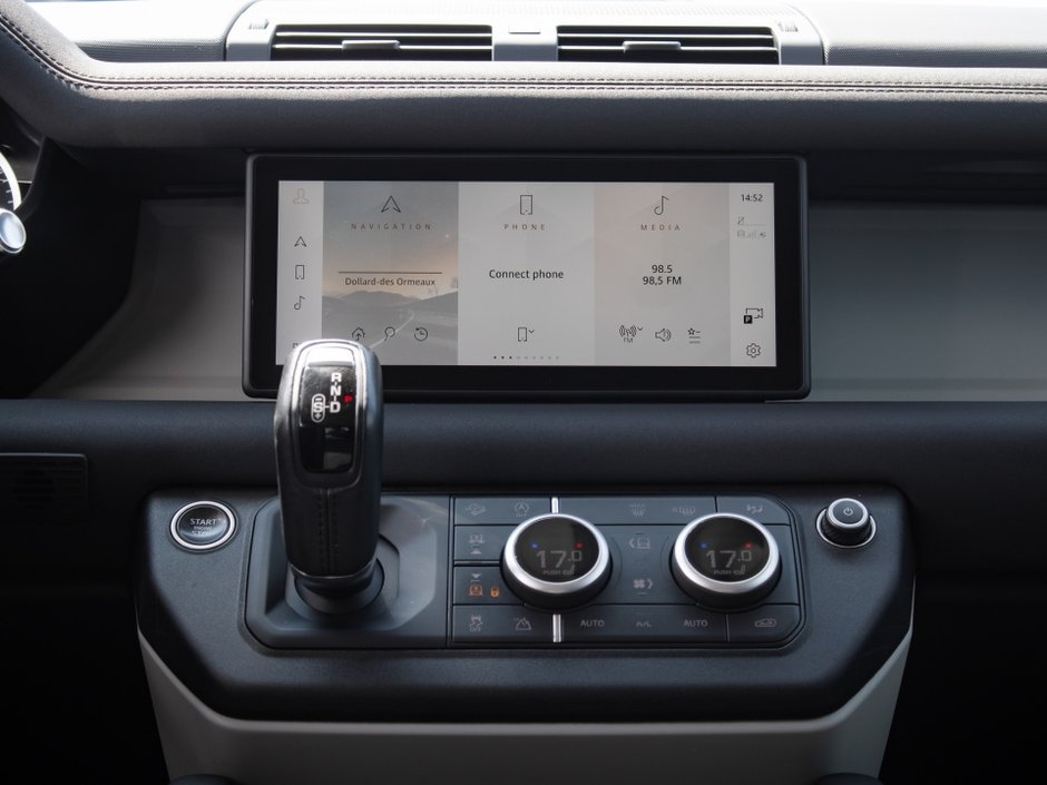 2022 Land Rover Defender S-20