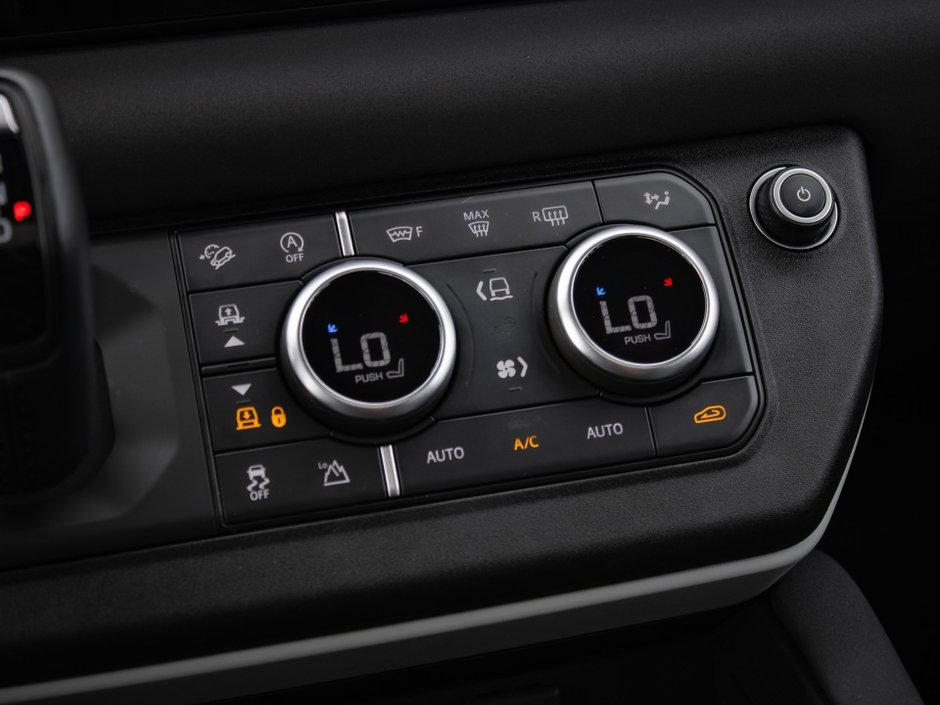 2023 Land Rover Defender S-23
