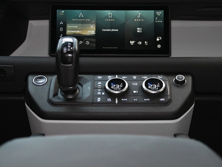 2023 Land Rover Defender S-20