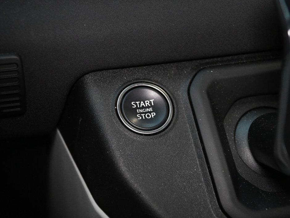 2023 Land Rover Defender S-22