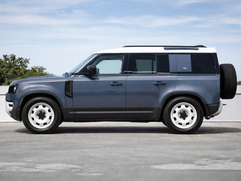 2023 Land Rover Defender S-4