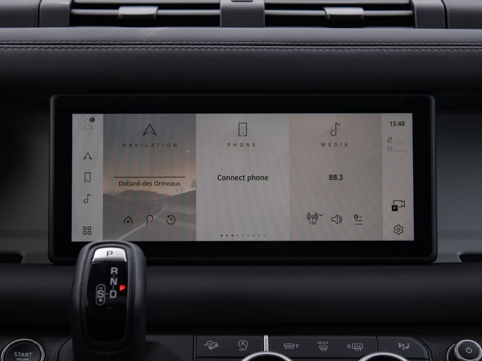 2024 Land Rover Defender S-20
