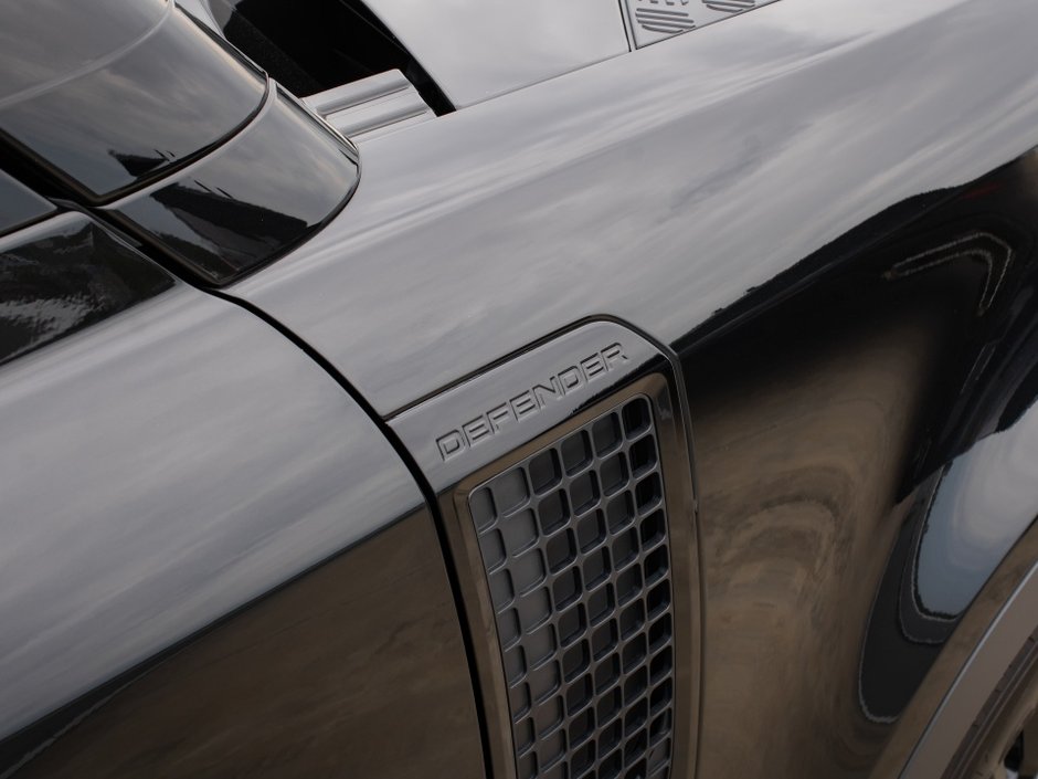 2024 Land Rover Defender S-31